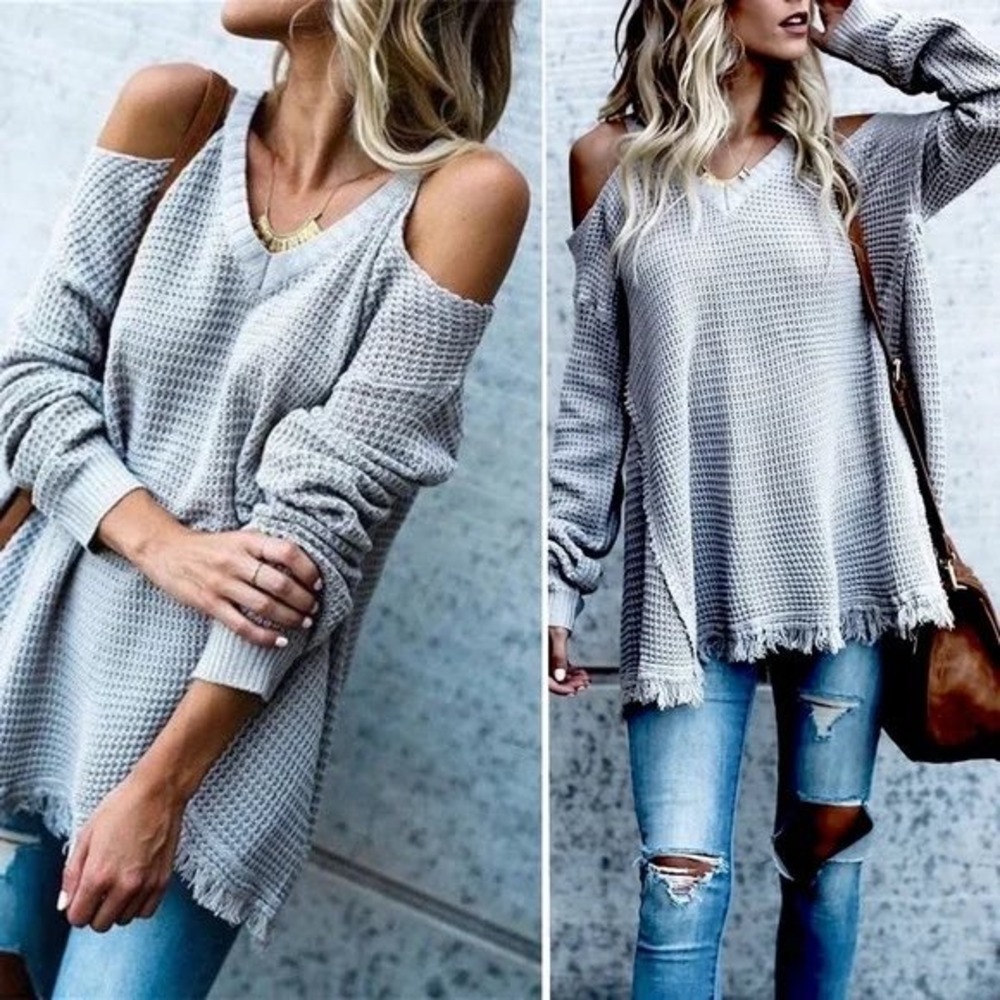 Umgee Cold Shoulder Waffle Knit Sweater Taupe Beige Frayed Hem V-Neck Medium